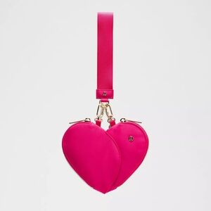 *NWT* LULULEMON Heart Dual Pouch Wristlet, Color - Passionate